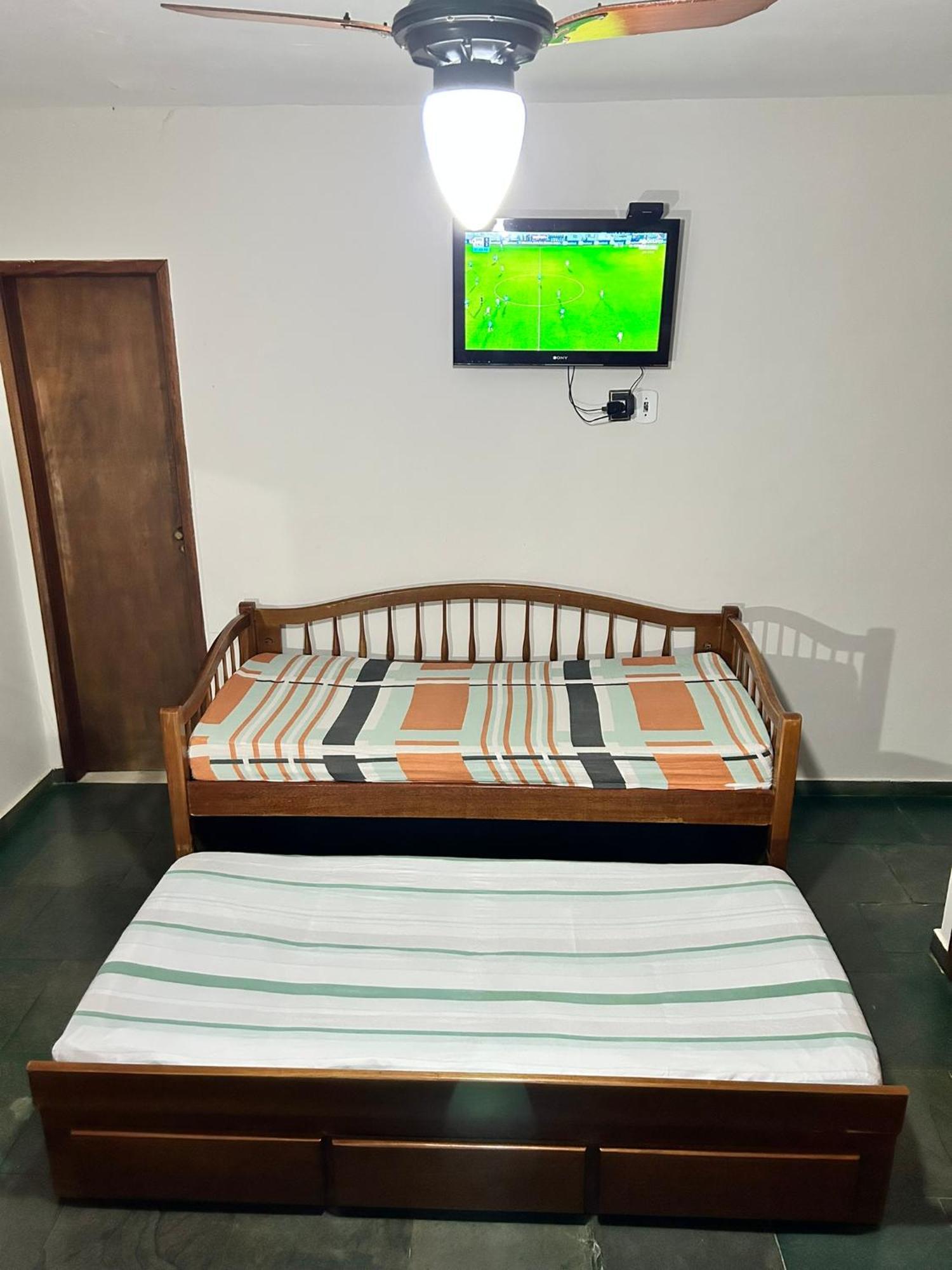 Casa Agradavel Com Piscina. Βίλα Miguel Pereira Εξωτερικό φωτογραφία